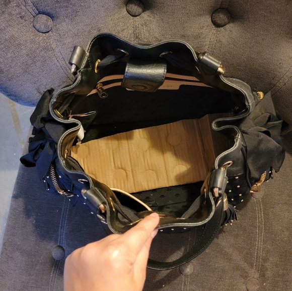 Y2K Juicy Couture Nylon Studded Daydreamer Bag Black and Gold - Picture 9 of 9